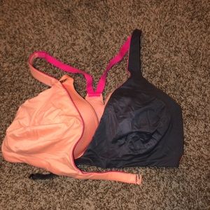 Sports bra